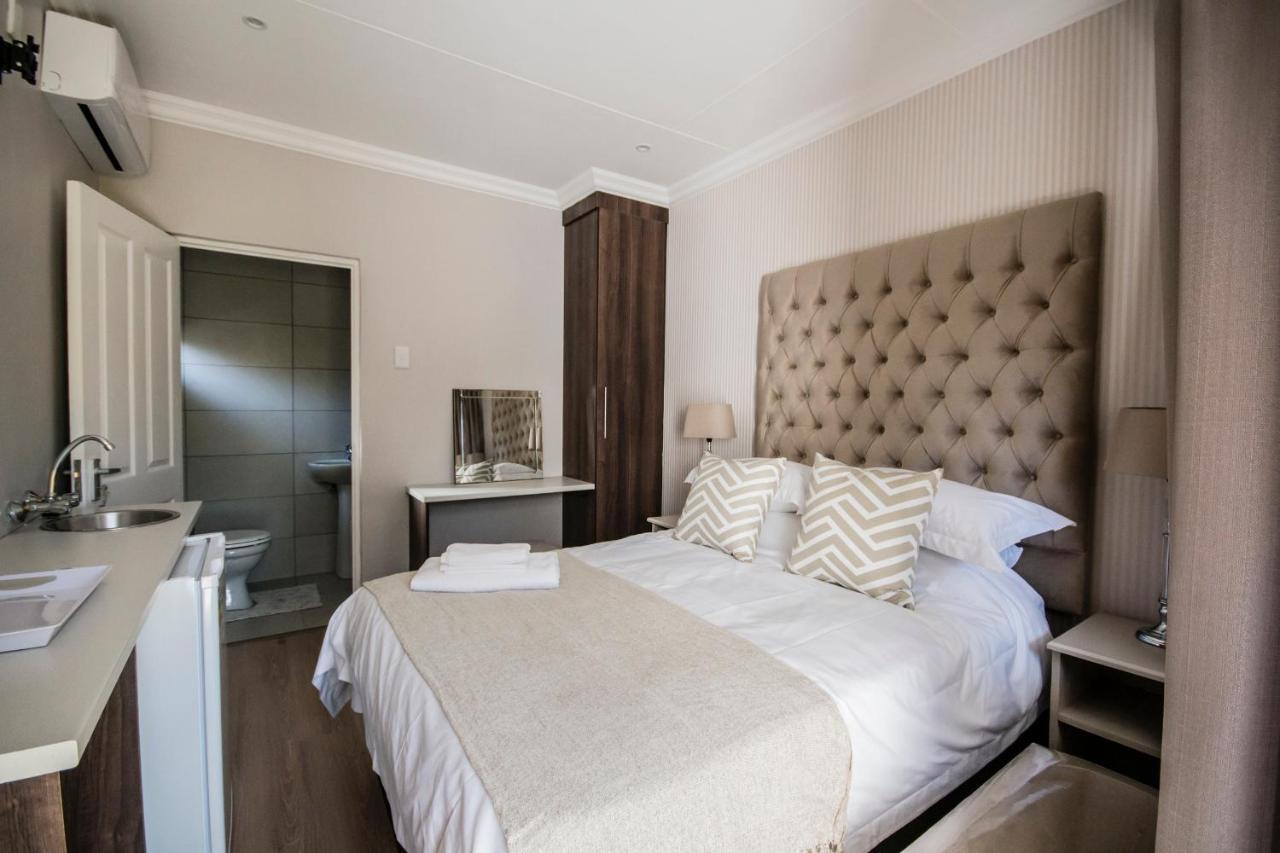 The Royal Guest House Klerksdorp Zewnętrze zdjęcie